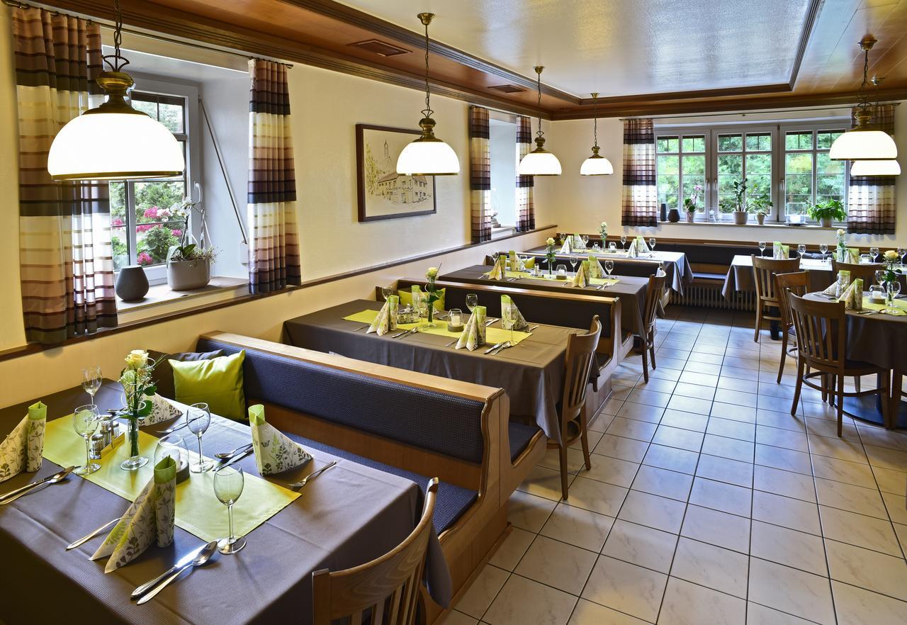 Landgasthof Adler Utzmemmingen Εξωτερικό φωτογραφία